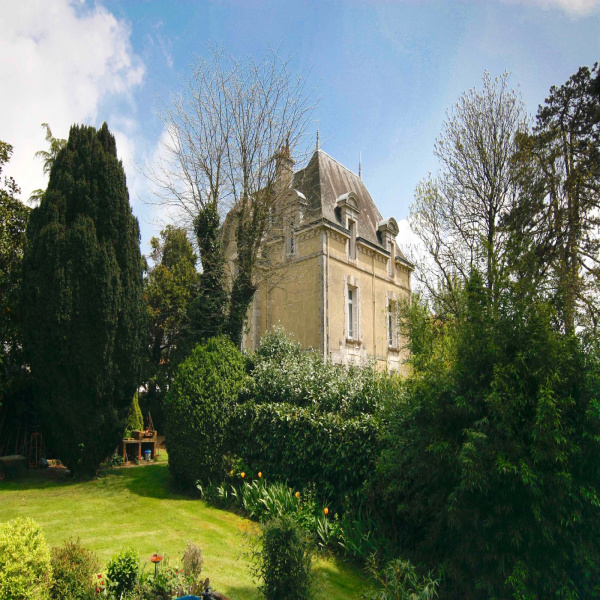 Offres de vente Maison de village Ménigoute 79340